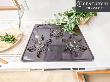 �L�b�`�� �R�����͎O������̂ł������̓����i�s���ł��܂��B
�������O�����t���ł��B�����X�y�[�X���L�X���Ă���׍�Ƃ����₷���I�g�����肪�ǂ��V�X�e���L�b�`���ł��I