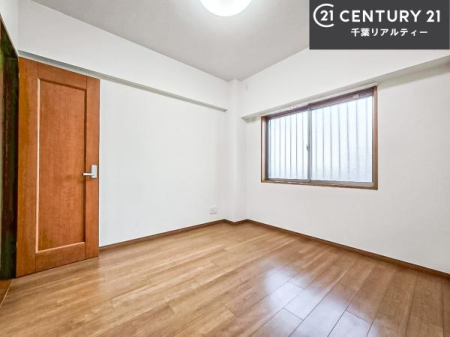 �q������ �|���o�������Ȃ��������́A���q�l�̂������Ƃ��Ă����S�ł��I
���[�X�y�[�X���[�����Ă���̂ŎU�炩�������������T�b�ƕЕt�����܂��I