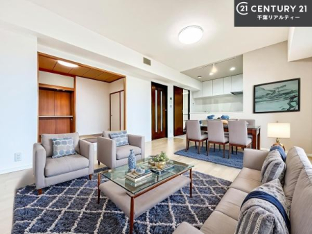 ���r���O �Ƌ��CG�p�[�X�ł��B�J�����̂���L�XLDK�I�\�t�@�[��_�C�j���O�e�[�u����u���Ă������ɂȂ�Ȃ��̂ŉ��K�ɉ߂����܂��I�R�~���j�P�[�V���������₷�����r���O�ł��I