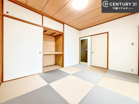 �a�� ���r���O�Ɨאڂ����a���ł��I�Ǝ��̋x�e�X�y�[�X��L�b�Y�X�y�[�X�Ƃ��Ċ��p����̂��悳�����ł��ˁI
�a���̎g�����͖�����I���[�X�y�[�X�������Ղ�ł��I