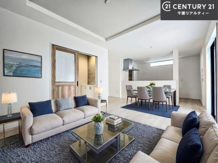 ���r���O �Ƌ��CG�p�[�X�ł��B�D�����z���܂肪���r���O����ł���ċ��S�n�̗ǂ���Ԃ����o���Ă���܂��I
���R�ƉƑ����W����b��������S�n�悢��ԁI