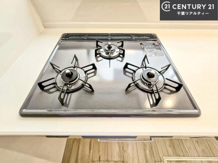 �L�b�`�� �R�����͎O������̂ł������̓����i�s���ł��܂��B
�������O�����t���ł��B�����X�y�[�X���L�X���Ă���׍�Ƃ����₷���I