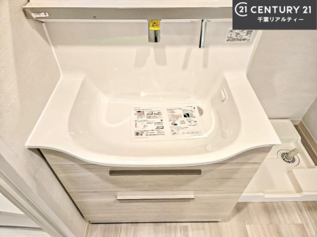 ���ʑ�E���ʏ� �[�����ʑ�{�E���́A�������˂ɂ����̂ł�����ꂪ�y�X�I���������ۂĂ܂��I
�L���C�Ȑ��ʏ��Ŏ��������̃��`�x�[�V�������オ��܂��ˁI