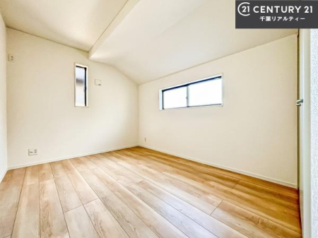 ���r���O�ȊO�̋��� ���邢�����́A���ʂ����ǂ��A���邭��ϋ��S�n�̗ǂ���ԂƂȂ��Ă���܂��B�����b�N�X���ĉ߂�����S�n�̗ǂ��������ł��I���̖ڊo�߂��X�b�L�����܂��ˁI