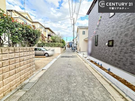 �O�ʓ��H�܂ތ��n�ʐ^ ���ӊ���A���q�l�̂���]�ɍ������������ꏏ�ɂ��ē���v���܂��B�Z��[���A�h�o�C�U�[�ɂ�邲���k������܂��B���Ђ͂��₢���킹�ɑ��Ή����܂��I���҂������܂���I