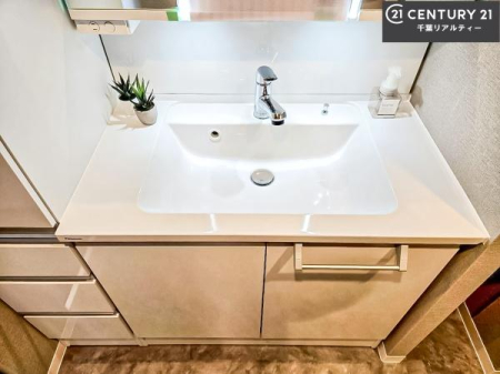 ���ʑ�E���ʏ� �[�����ʑ�{�E���́A�������˂ɂ����̂ł�����ꂪ�y�X�I���������ۂĂ܂��I
�L���C�Ȑ��ʏ��Ŏ��������̃��`�x�[�V�������オ��܂��ˁI