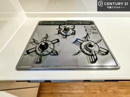 �L�b�`�� �R�����͎O������̂ł������̓����i�s���ł��܂��B
�������O�����t���ł��B�����X�y�[�X���L�X���Ă���׍�Ƃ����₷���I�g�����肪�ǂ��V�X�e���L�b�`���ł��I