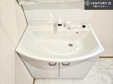 ���ʑ�E���ʏ� �[�����ʑ�{�E���́A�������˂ɂ����̂ł�����ꂪ�y�X�I���������ۂĂ܂��I
�L���C�Ȑ��ʏ��Ŏ��������̃��`�x�[�V�������オ��܂��ˁI