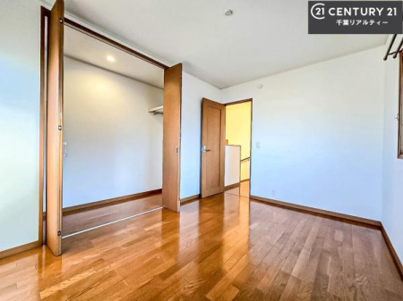 ���r���O�ȊO�̋��� �V���v���Ƀf�U�C������Ă��邽�߁A�Ƌ��I�т܂���I
���C�ɓ���̉Ƌ��u���Ă��낰���Ԃ���邱�Ƃ��ł��܂��B