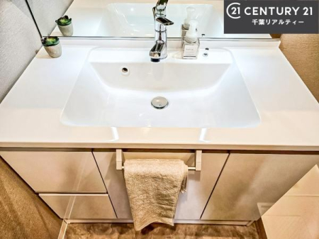 ���ʑ�E���ʏ� �[�����ʑ�{�E���́A�������˂ɂ����̂ł�����ꂪ�y�X�I���������ۂĂ܂��I
�L���C�Ȑ��ʏ��Ŏ��������̃��`�x�[�V�������オ��܂��ˁI