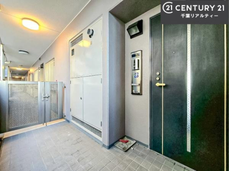 ���̑� �u���̕����C�ɂȂ�I�v�u�������Ăǂ�ȏ��H�v�u�����Əڂ����m�肽���I�v�Ǝv������A���C�y�ɂ����k���������B