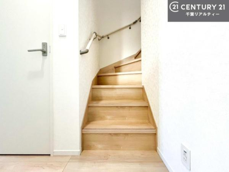 ���̑����� �K�i�͖��邭�萠������Ă��܂��B���q�l�₲�N�z�̕������S���Ă����p�����܂��ˁB