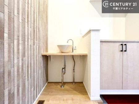 ���� ���։��ɂ���􂢃X�y�[�X���݂����Ă��܂��I�A���Ă����炷���Ɏ�􂢂��ł���̂ŁA����⊴���Ǒ΍�ɂ��֗��ȓ����ł��B