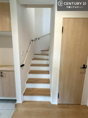 ���̑����� �K�i�͖��邭�萠������Ă��܂��B���q�l�₲�N�z�̕������S���Ă����p�����܂��ˁB