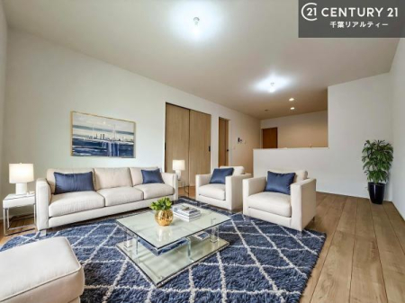 ���r���O �D�����z���܂肪���r���O����ł���ċ��S�n�̗ǂ���Ԃ����o���Ă���܂��I
���R�ƉƑ����W����b��������S�n�悢��ԁI