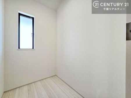 ���[ �[�˂������炵�́A�G�ߕ�����p�i������������[�B�Z�܂��ɂ�Ƃ肪���܂�܂��B