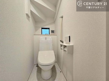 �g�C�� 1�E2�K�Ƀg�C�����������܂��I���̖Z�������ԑт��҂����ɂ��݂����ł��ˁB������Ƃ����������̂���g�C���ł�����ꂪ���₷���ł��I