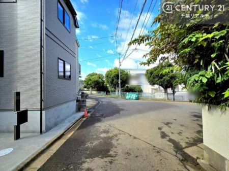 �O�ʓ��H�܂ތ��n�ʐ^ �����T���̂������E���v�]�E������ȂǁA���Ȃ�ƕ��ЃX�^�b�t�܂ł��\���t�����������I�s���Y�Ɋւ��邱�ƂȂ�A�ǂ̂悤�Ȃ��Ƃł����S���ӑΉ������Ē����܂��B