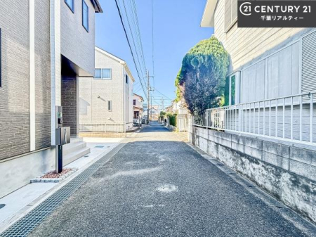 �O�ʓ��H�܂ތ��n�ʐ^ ���ӊ���A���q�l�̂���]�ɍ������������ꏏ�ɂ��ē���v���܂��B�Z��[���A�h�o�C�U�[�ɂ�邲���k������܂��B���Ђ͂��₢���킹�ɑ��Ή����܂��I���҂������܂���I