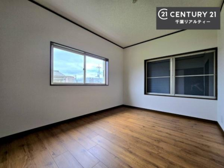 �m�� 2�ʍ̌����m�ۂ������邢�����́A���ʂ����ǂ��A���邭��ϋ��S�n�̗ǂ���ԂƂȂ��Ă���܂��B�����b�N�X���ĉ߂�����S�n�̗ǂ��������ł��I���̖ڊo�߂��X�b�L�����܂��ˁI