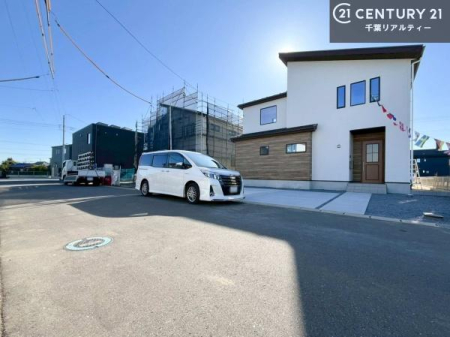 �O�ʓ��H�܂ތ��n�ʐ^ ���ӊ���A���q�l�̂���]�ɍ������������ꏏ�ɂ��ē���v���܂��B�Z��[���A�h�o�C�U�[�ɂ�邲���k������܂��B���Ђ͂��₢���킹�ɑ��Ή����܂��I���҂������܂���I