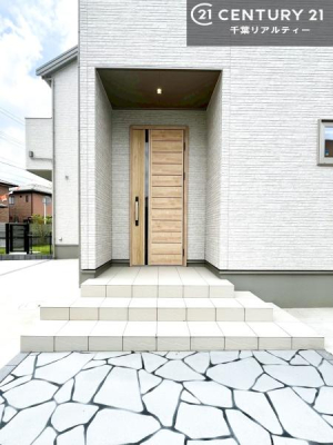 ���̑� �u���̕����C�ɂȂ�I�v�u�������Ăǂ�ȏ��H�v�u�����Əڂ����m�肽���I�v�Ǝv������A���C�y�ɂ����k���������B