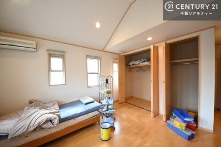 ���[ �����Ղ�̎��[�X�y�[�X�ŁA��炵���������萮���Z�܂��B�Ƒ��̉ו������ꂢ�ɕЕt���A���������K�ɉ߂����܂��B