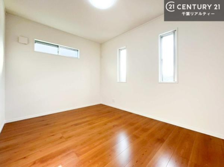 �m�� �V���v���Ƀf�U�C������Ă��邽�߁A�Ƌ��I�т܂���I
���C�ɓ���̉Ƌ��u���Ă��낰���Ԃ���邱�Ƃ��ł��܂��B