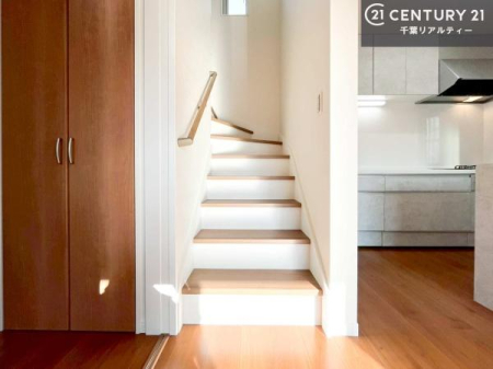 ���̑����� �K�i�͖��邭�萠������Ă��܂��B���q�l�₲�N�z�̕������S���Ă����p�����܂��ˁB