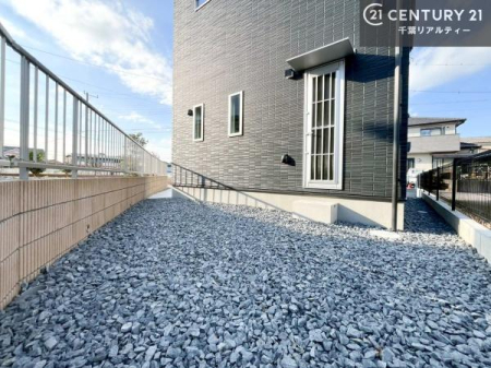 �� ����X�y�[�X���I
�K�[�f�j���O��ƒ�؉����y���߂ăA�E�g�h�A�̎�����������ł��ˁI