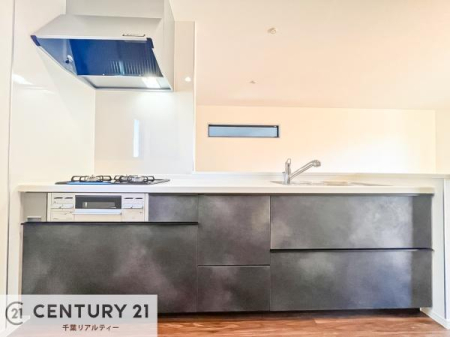 �L�b�`�� ��l�C�̑Ζʎ��V�X�e���L�b�`�����̗p���Ă��܂��I���Ƒ��̃R�~���j�P�[�V���������R�Ƒ�����݌v�ł��B
���q�l�ɂ��ڂ��͂��̂Ŋ������ł��ˁB���[�͂�����܂��I