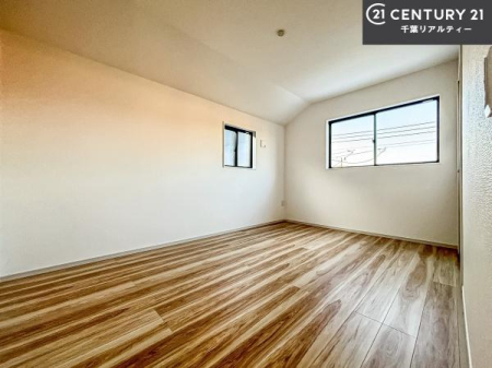 �q������ �|���o�������Ȃ��������́A���q�l�̂������Ƃ��Ă����S�ł��I
���[�X�y�[�X���[�����Ă���̂ŎU�炩�������������T�b�ƕЕt�����܂��I