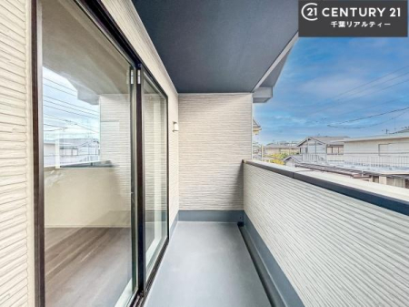 �o���R�j�[ �z������ǍD�ȃo���R�j�[�ł��I���ꂽ���ɂ͐�������n����J���I�Ȏ��Ԃ��y���߂܂��B