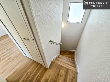 ���̑����� �K�i�͖��邭�萠������Ă��܂��B���q�l�₲�N�z�̕������S���Ă����p�����܂��ˁB
