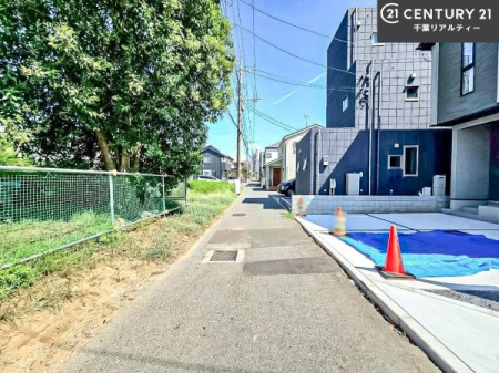 �O�ʓ��H�܂ތ��n�ʐ^ ���ӊ���A���q�l�̂���]�ɍ������������ꏏ�ɂ��ē���v���܂��B�Z��[���A�h�o�C�U�[�ɂ�邲���k������܂��B���Ђ͂��₢���킹�ɑ��Ή����܂��I���҂������܂���I