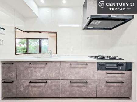 �L�b�`�� ���[�͂̍����V�X�e���L�b�`���ŁA��������H�����������Еt���A�L�X�Ƃ�����Ԃŉ��K�ɗ������y���߂܂��B