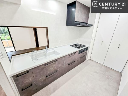 �L�b�`�� ���[�X�y�[�X���L�x�ŁA�����X�y�[�X���X�b�L���ƕЕt���Ђ�`�����p�ł��܂��I
���K�ɍ�Ƃ��ł��܂��I�����̗���������܂��I