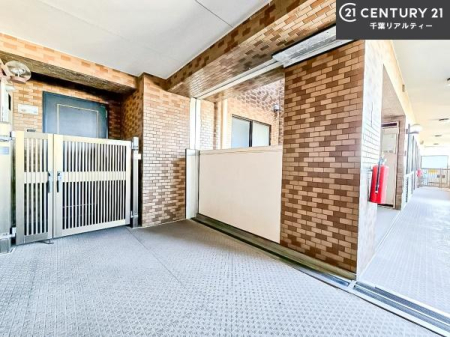 ���̑� �u���̕����C�ɂȂ�I�v�u�������Ăǂ�ȏ��H�v�u�����Əڂ����m�肽���I�v�Ǝv������A���C�y�ɂ����k���������B