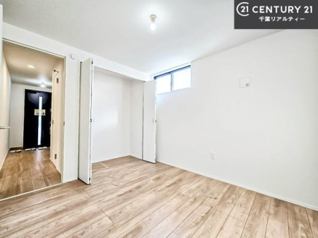 ���r���O�ȊO�̋��� �V���v���Ƀf�U�C������Ă��邽�߁A�Ƌ��I�т܂���I
���C�ɓ���̉Ƌ��u���Ă��낰���Ԃ���邱�Ƃ��ł��܂��B