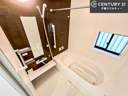 ���� �������������l�̕��͋C�̃o�X���[���́A�V�b�N�ȃf�U�C���Ńo�X�^�C�����[���I
���d���撣���Ă��邲�J���ɂ��D�݂̓����̓����܂����āA�y����ł݂Ă͂������ł��傤���H