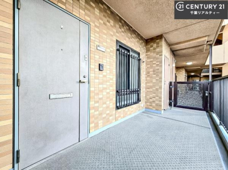 ���̑� �u���̕����C�ɂȂ�I�v�u�������Ăǂ�ȏ��H�v�u�����Əڂ����m�肽���I�v�Ǝv������A���C�y�ɂ����k���������B