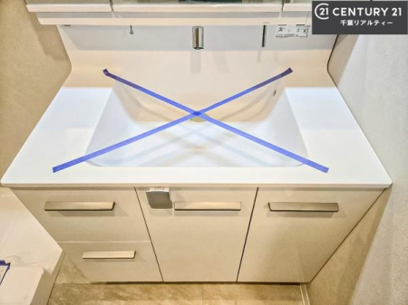 ���ʑ�E���ʏ� �[�����ʑ�{�E���́A�������˂ɂ����̂ł�����ꂪ�y�X�I���������ۂĂ܂��I
�L���C�Ȑ��ʏ��Ŏ��������̃��`�x�[�V�������オ��܂��ˁI