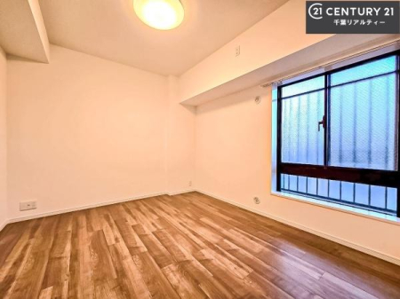 �Q�� �D���������������ޗm���́A���̖ڊo�߂��C�������ǂ������ł��ˁB���������Ԃ��������Ɖ߂������Ƃ��ł��܂��B�D�����F�����̃t���[�����O���ǂ�ȉƋ�ɂ��}�b�`���܂��I