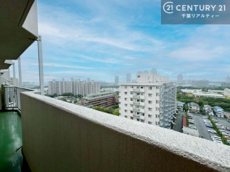 �Z�˂���̒��]�ʐ^ 14�K����]�ތi�F�́A�X���݂���]�ł�����ʂȒ��߁B�J�������ӂ��i�F���A����ɏ㎿�ȂЂƂƂ��������炵�܂��B