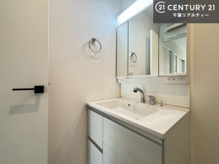 ���ʑ�E���ʏ� �g�Ȃ�𐮂�����ʏ��́A���������厖�ł��I������̐������̂��镵�͋C�����o�I�C�����悭���g�����������܂��B