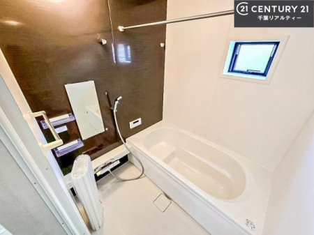 ���� �������������l�̕��͋C�̃o�X���[���́A�V�b�N�ȃf�U�C���Ńo�X�^�C�����[���I
���d���撣���Ă��邲�J���ɂ��D�݂̓����̓����܂����āA�y����ł݂Ă͂������ł��傤���H