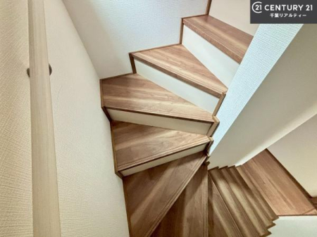 ���̑����� �K�i�͖��邭�萠������Ă��܂��B���q�l�₲�N�z�̕������S���Ă����p�����܂��ˁB