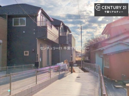 ���ԏ� ���ԃX�y�[�X��2�䕪����܂��I�Z�J���h�J�[�͂������A�o�C�N�⎩�]�ԂȂǂ��u���ꏊ�ɍ���܂���B