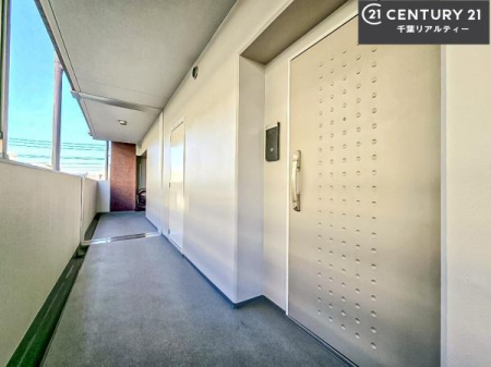 ���̑� �u���̕����C�ɂȂ�I�v�u�������Ăǂ�ȏ��H�v�u�����Əڂ����m�肽���I�v�Ǝv������A���C�y�ɂ����k���������B