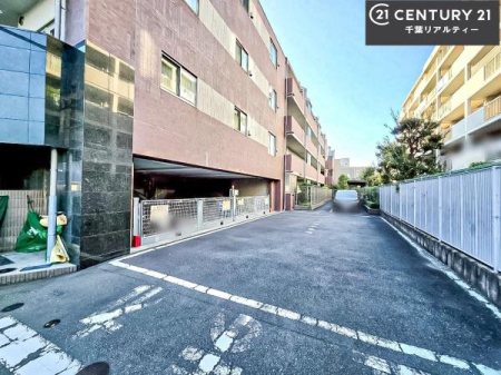  �ڂ����󂫏󋵂��m�肽���ꍇ�͂��C�y�ɂ��₢���킹���������I
���ӊ���A���q�l�̂���]�ɍ������������ꏏ�ɂ��ē���v���܂��B�Z��[���A�h�o�C�U�[�ɂ�邲���k������܂��B